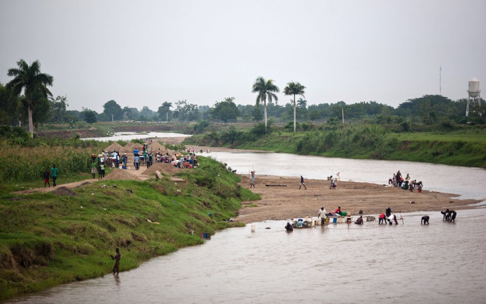 The Massacre River at the border between Dajabón, Dominican Republic, and Ouanaminthe, Haiti, in 2005